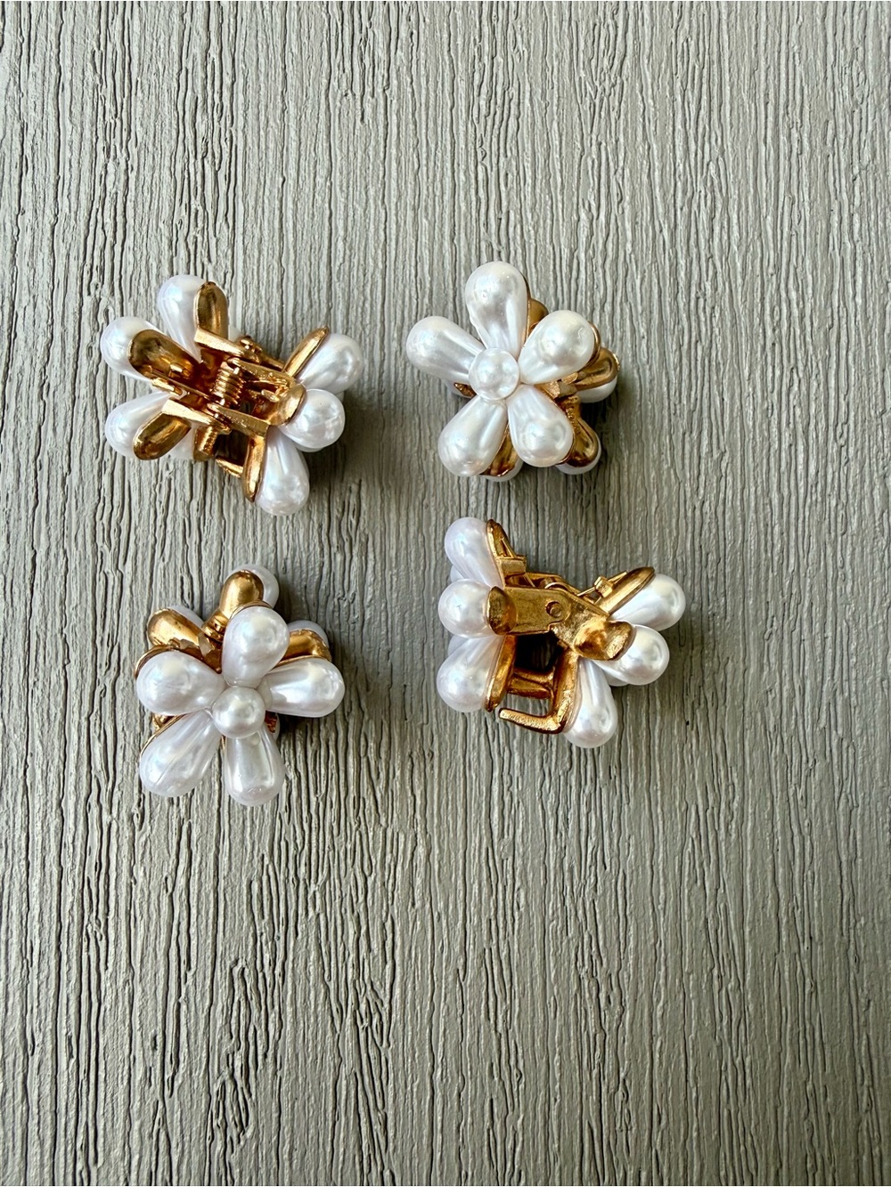 Set of 4 Faux Pearl Flower Mini Hair Claw Clips Gold Tone Bridal